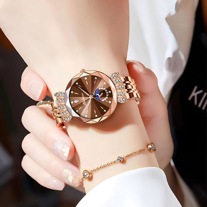 🌙✨ Fashionable Star & Moon Watch for Women ✨💎